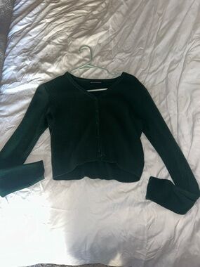 Brandy Melville Dark Green Ribbed Cropped Button Cardigan